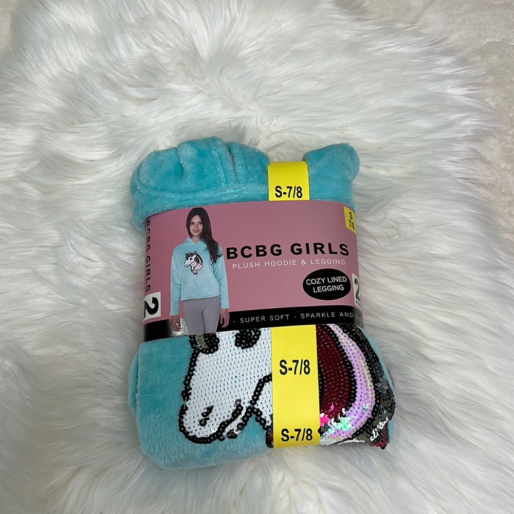 BCBG girls set of plush hoodie and pants nwt
